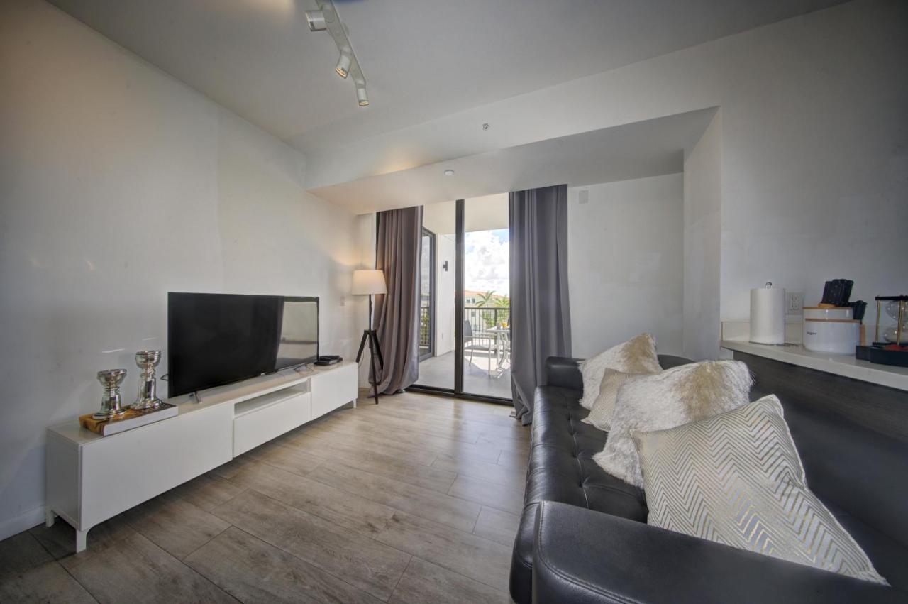 Moderno Residences By Bay Breeze Apartment Bay Harbor Islands