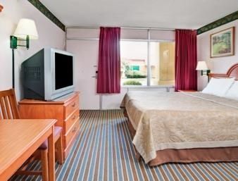 Hotel Magnuson Downtown 2*