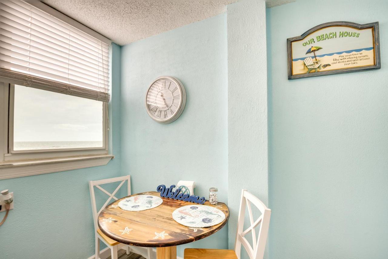Updated Daytona Oceanfront Studio! Daytona Beach