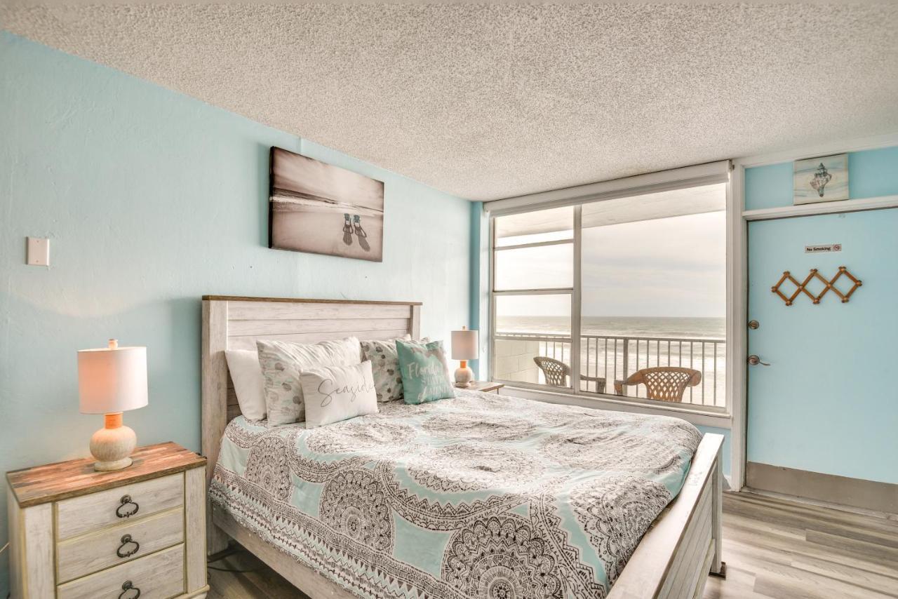 Updated Daytona Oceanfront Studio! Apartment