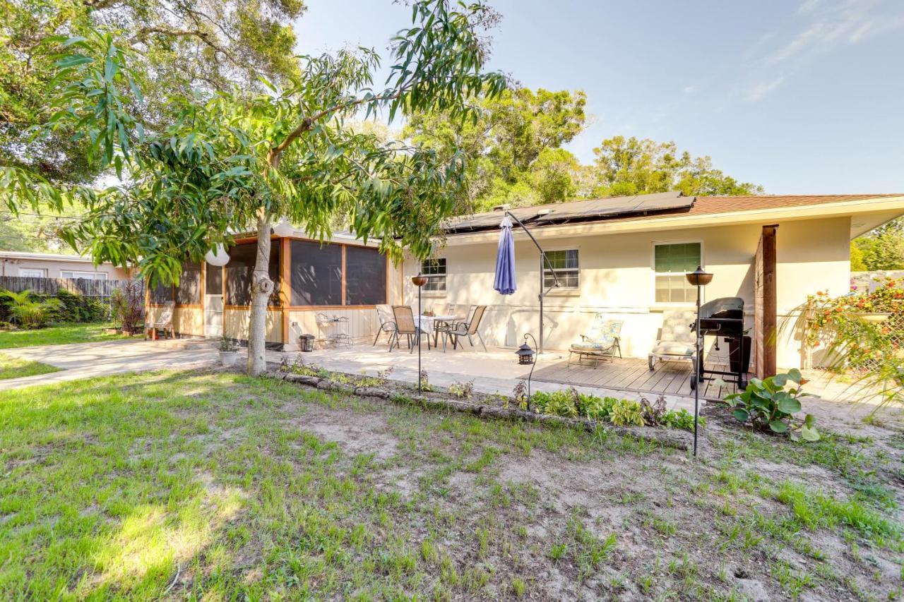 Charming With Yard About 5 Mi To Beach! * Clearwater