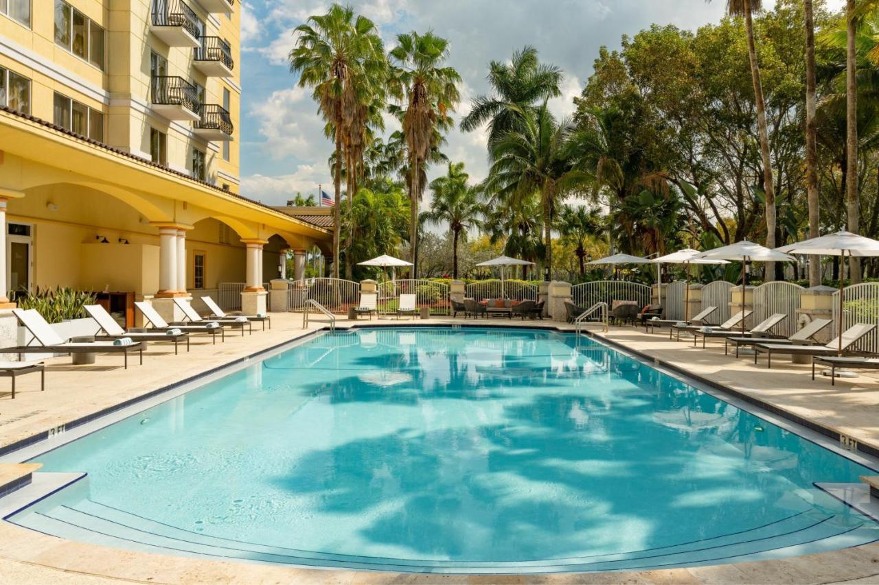 Lauderdale Marriott & Convention Center