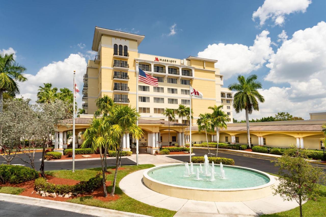 Lauderdale Marriott & Convention Center