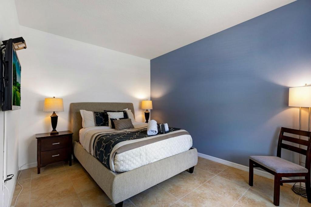 #469-fabulous 6 Bed With Private Pool/spa, Extended Deck And A Conservation View *
