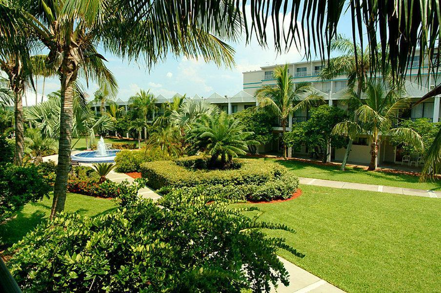 The Beachcomber St. Pete & 3*