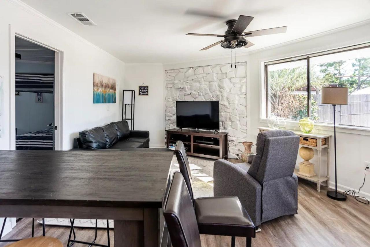 Holiday home Peaceful Lydia Hide-o-way - Unwind Near Beach, Breakfast, & Go-karts! Panama City Beach