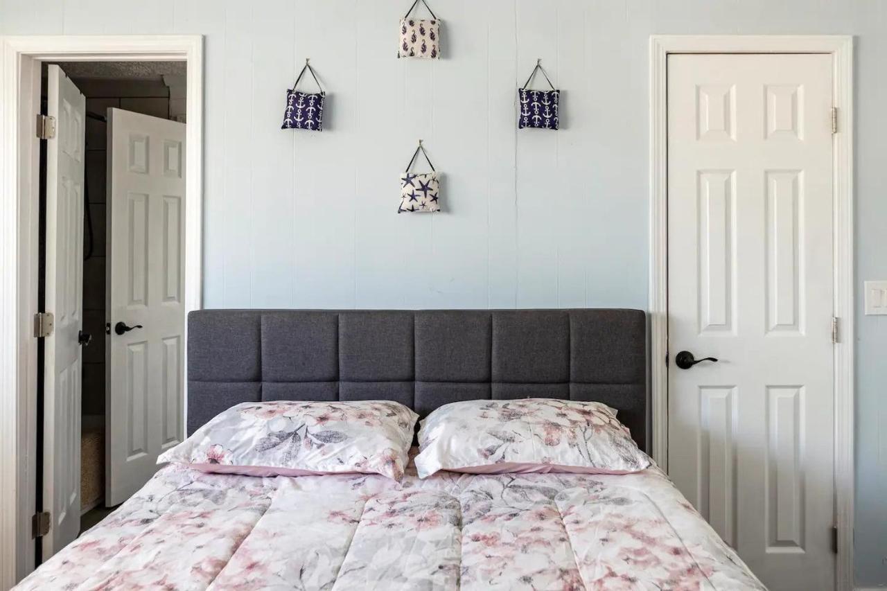 Holiday home Peaceful Lydia Hide-o-way - Unwind Near Beach, Breakfast, & Go-karts! Panama City Beach