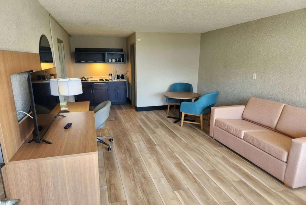 Days By Wyndham Pierce Midtown 2* Fort Pierce
