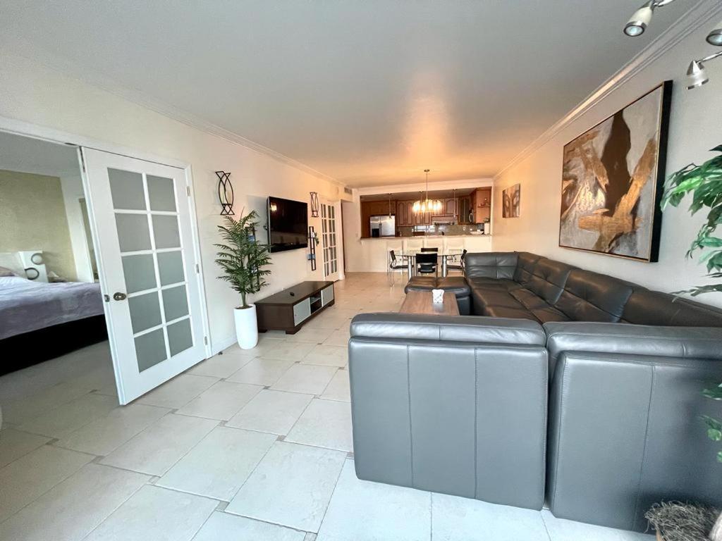 Miami Oceanview Oasis Collins Ave Free Parking Apartment Sunny Isles Beach