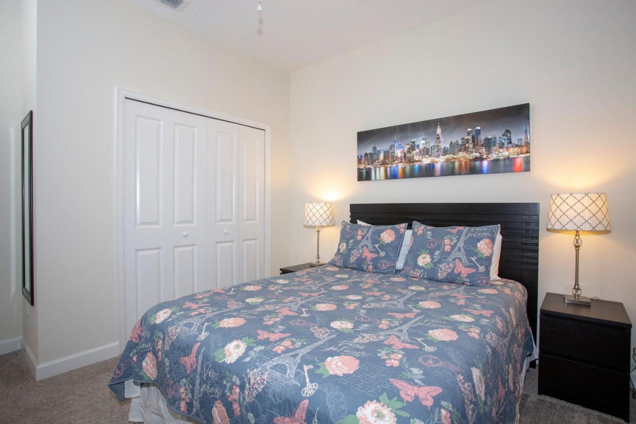 Stunning 5 Bd W/ Pool Close To 4822 Kissimmee
