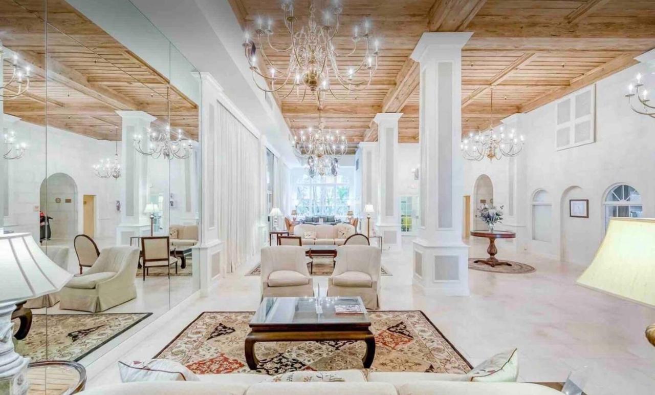 King Bed Mermaid - Heart Of Palm Beach, Free Parking Included Palm Beach