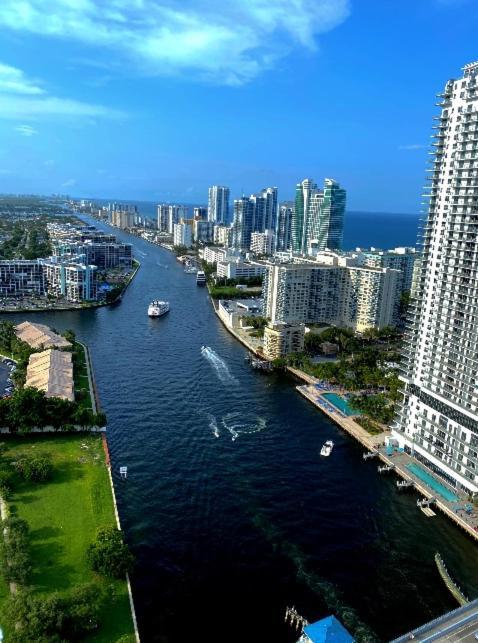 2bed Apmt With Amazing Views 30b Apartment Hallandale Beach