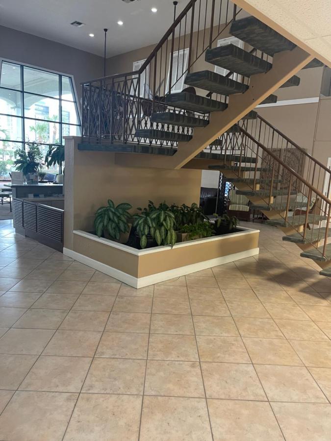 Club Hotel Destin