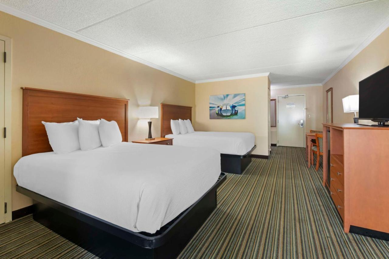 Western International Speedway Hotel