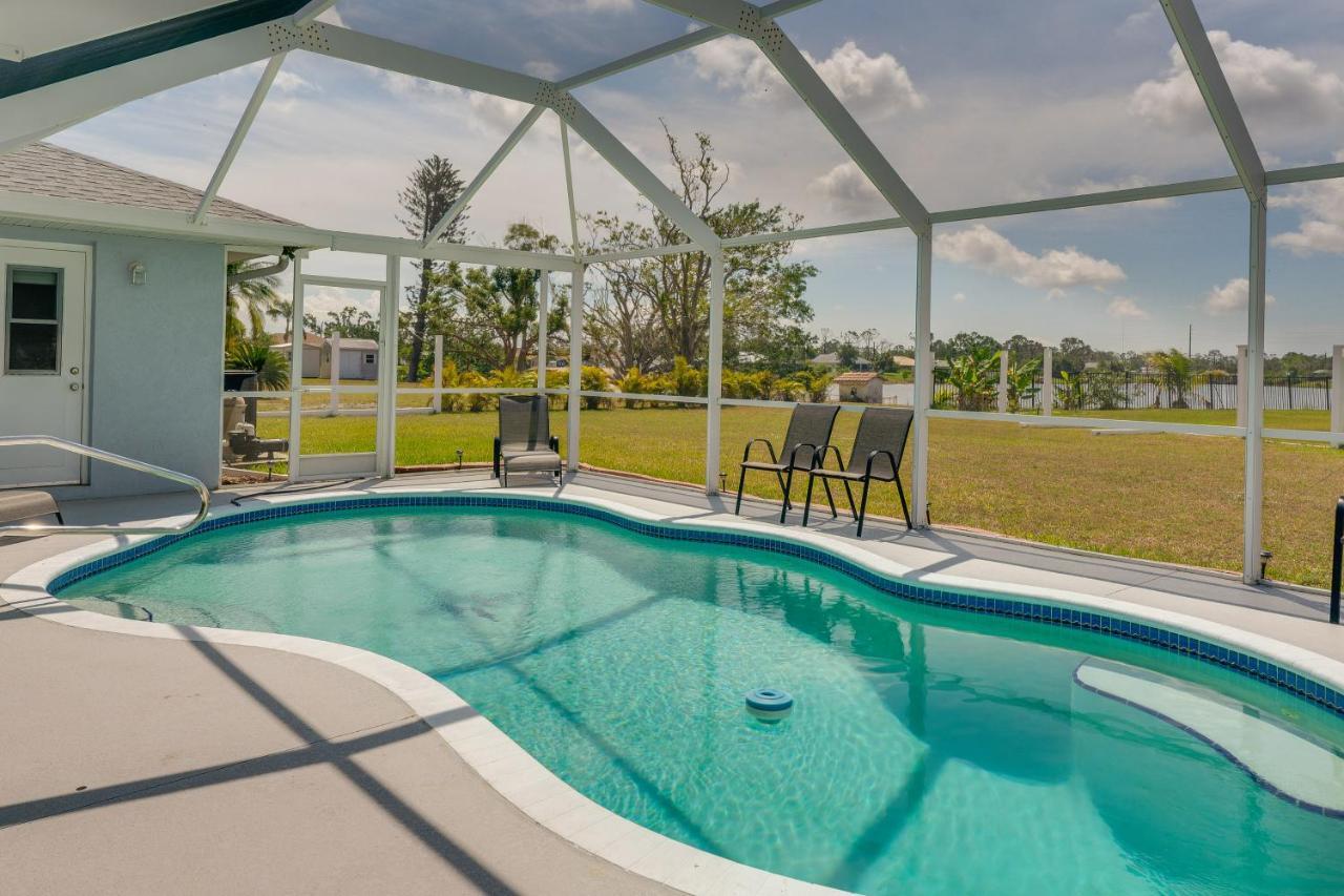With Pool - 8 Mi To Beaches! Holiday home