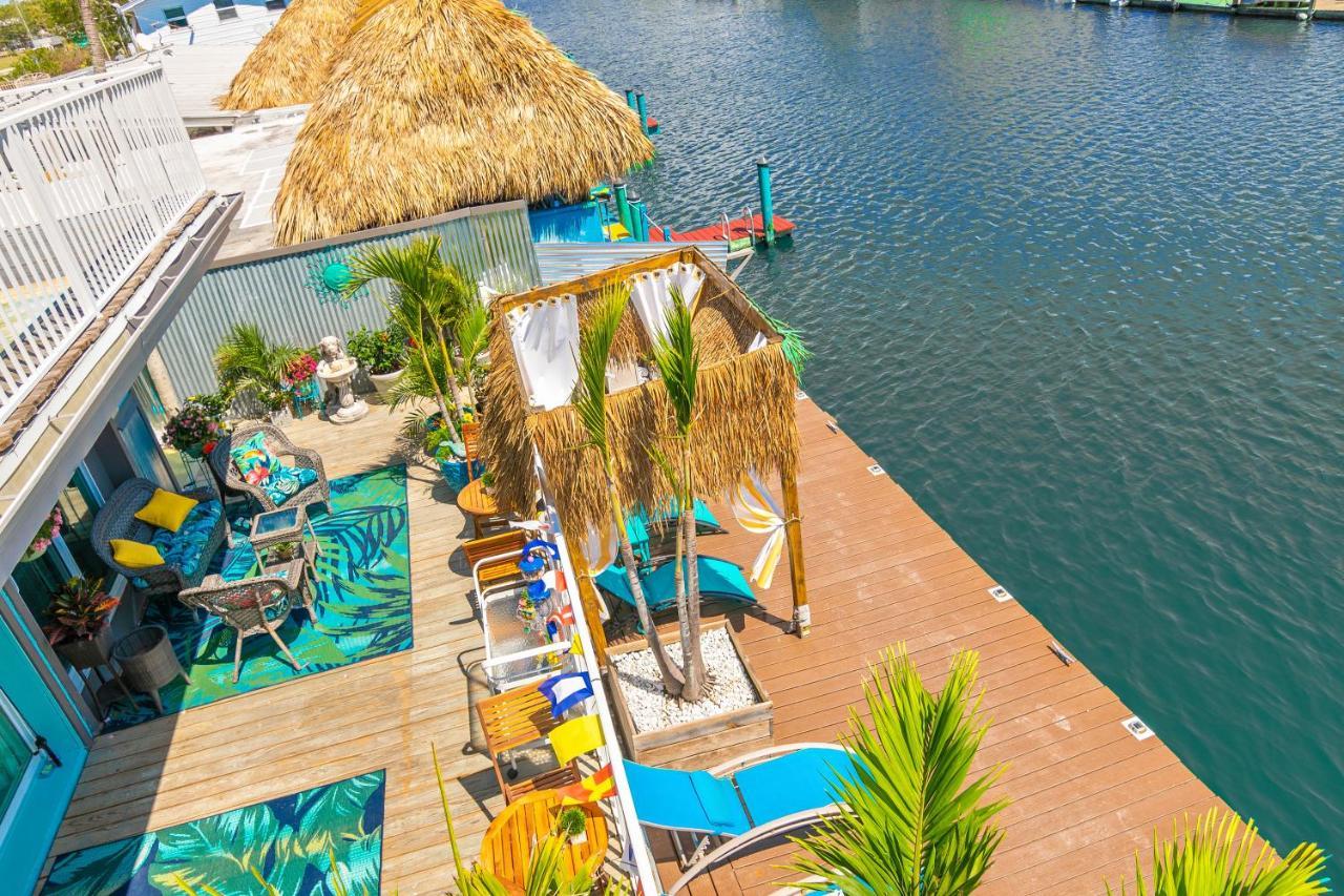 Latitude 26 Waterfront Boutique - 3*