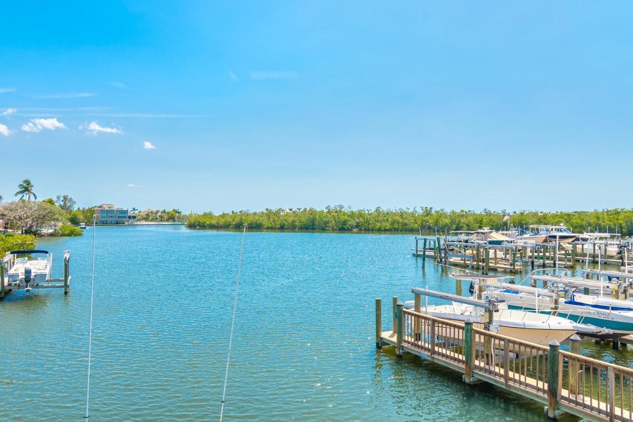 Latitude 26 Waterfront Boutique - Inn Bonita Springs