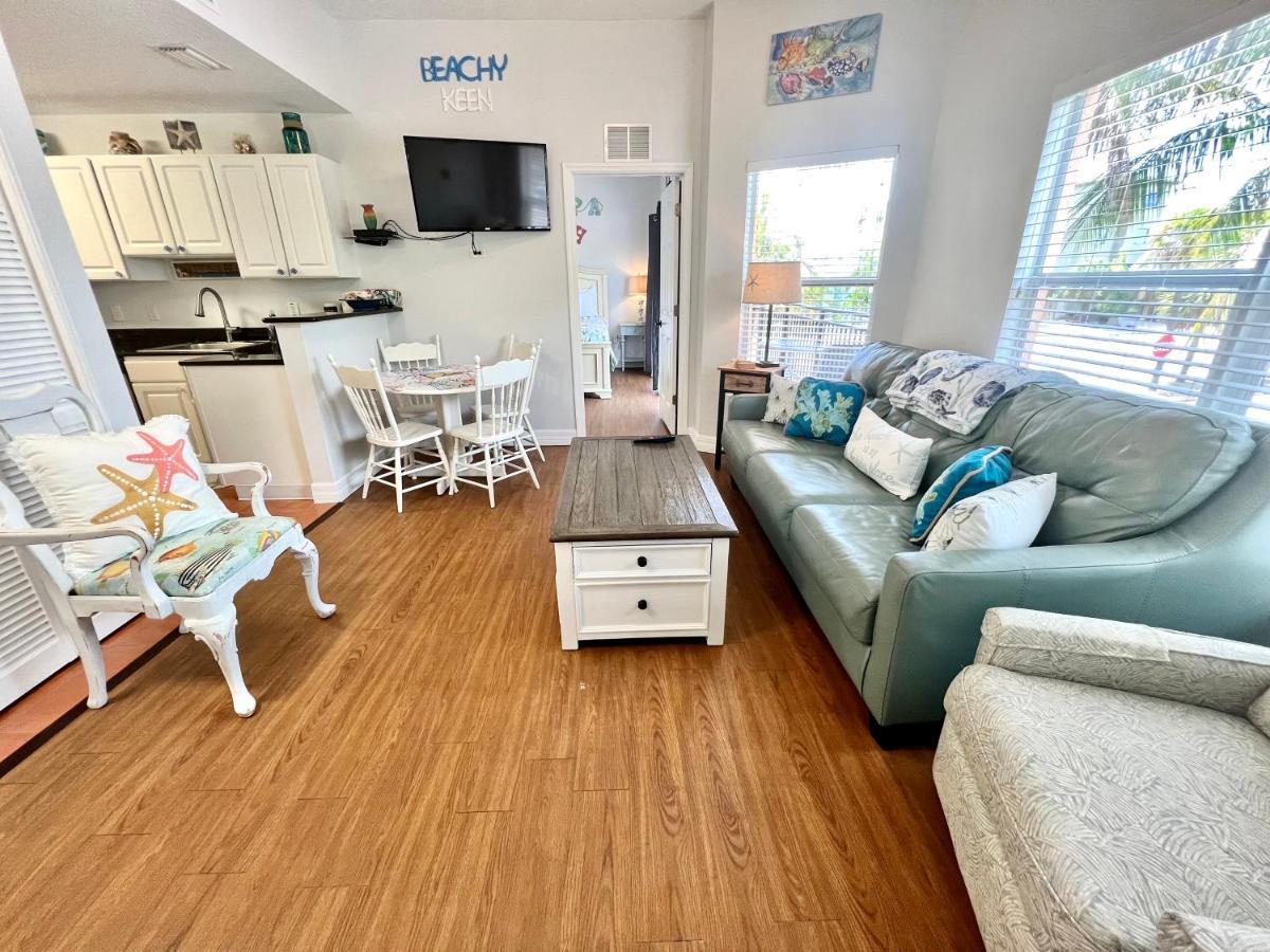 Apartment Madeira Bay At Johns Pass