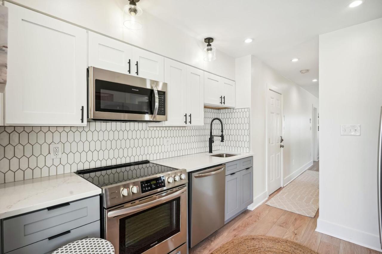 Twin Tiki - Full - 4 Bedroom