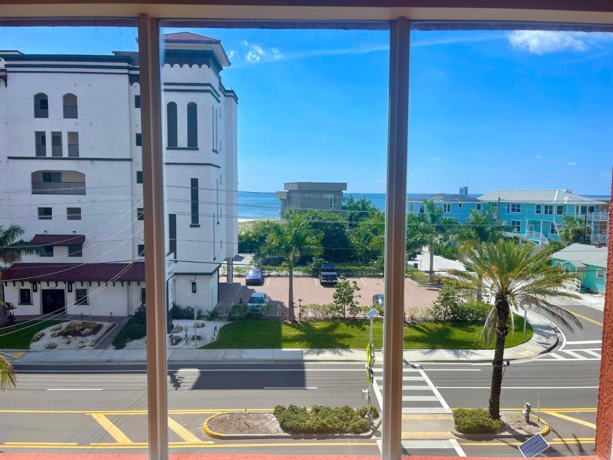 Madeira Bay At Johns Pass * St. Pete Beach