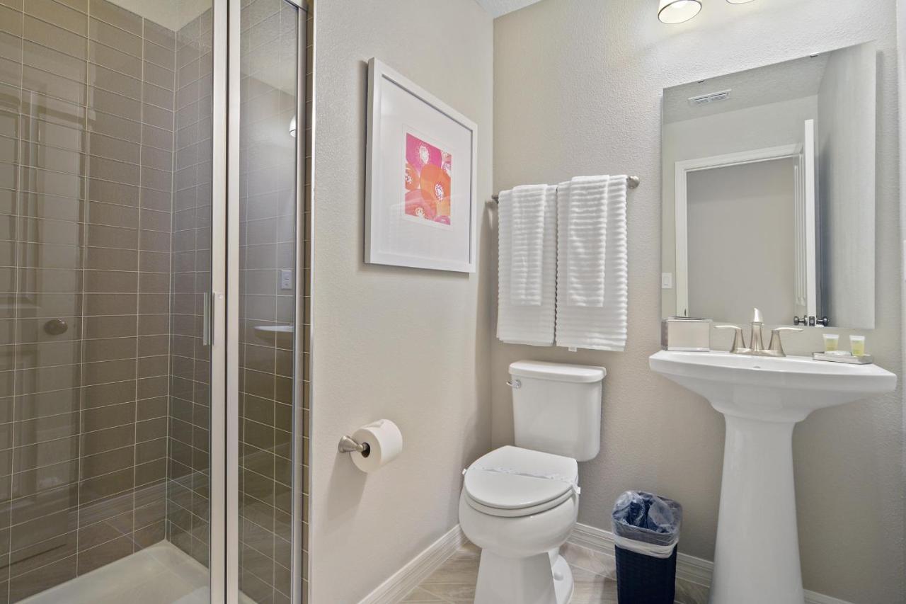 Holiday home 4bd Sleeps 9 W Jacuzzi Close To @ Compass Bay 5113c Kissimmee