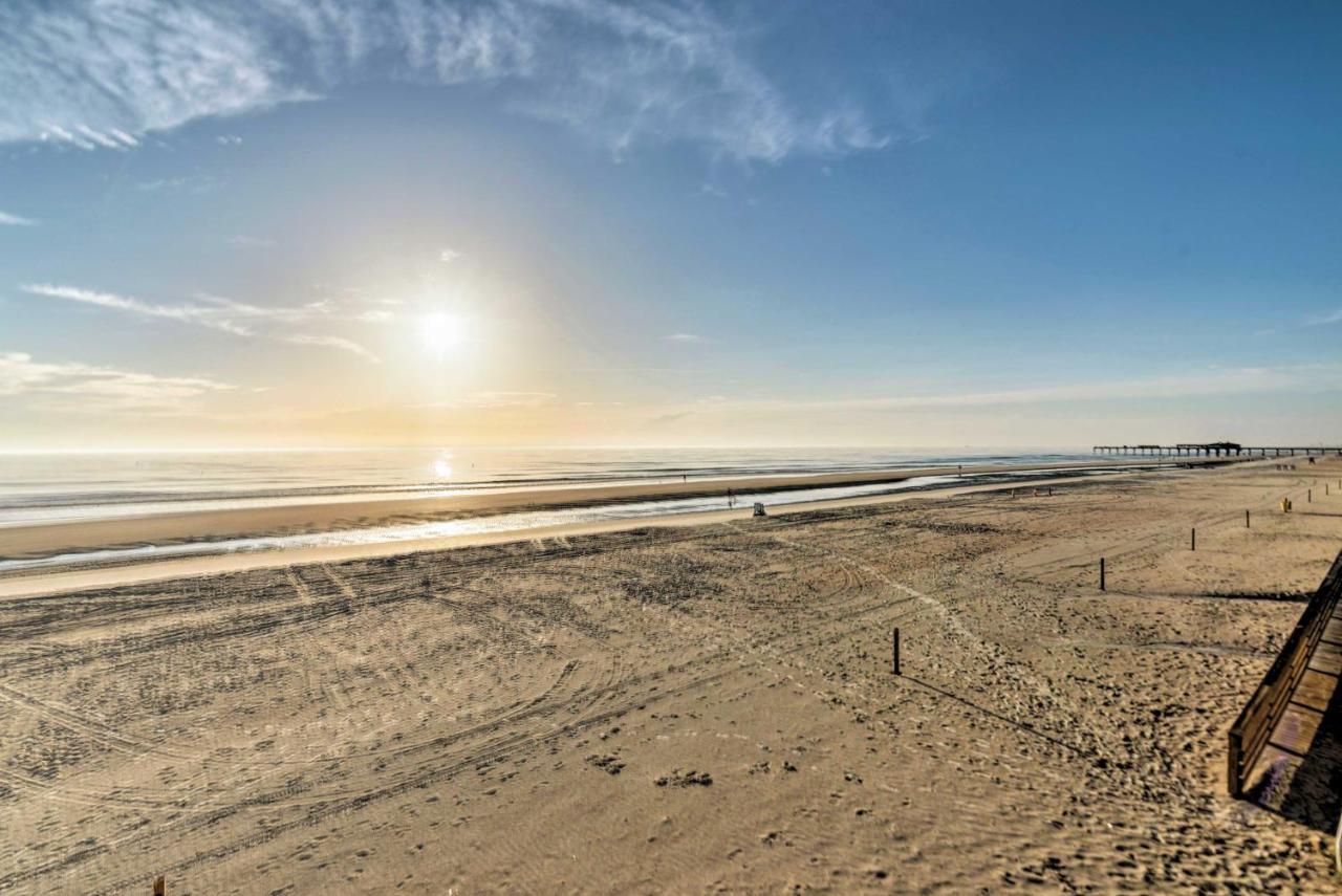 Oceanfront Daytona Walkable Location Apartment Daytona Beach