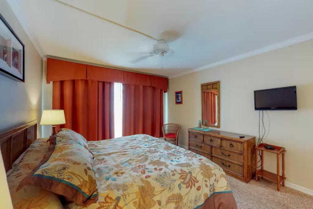 Spanish Main Aparthotel