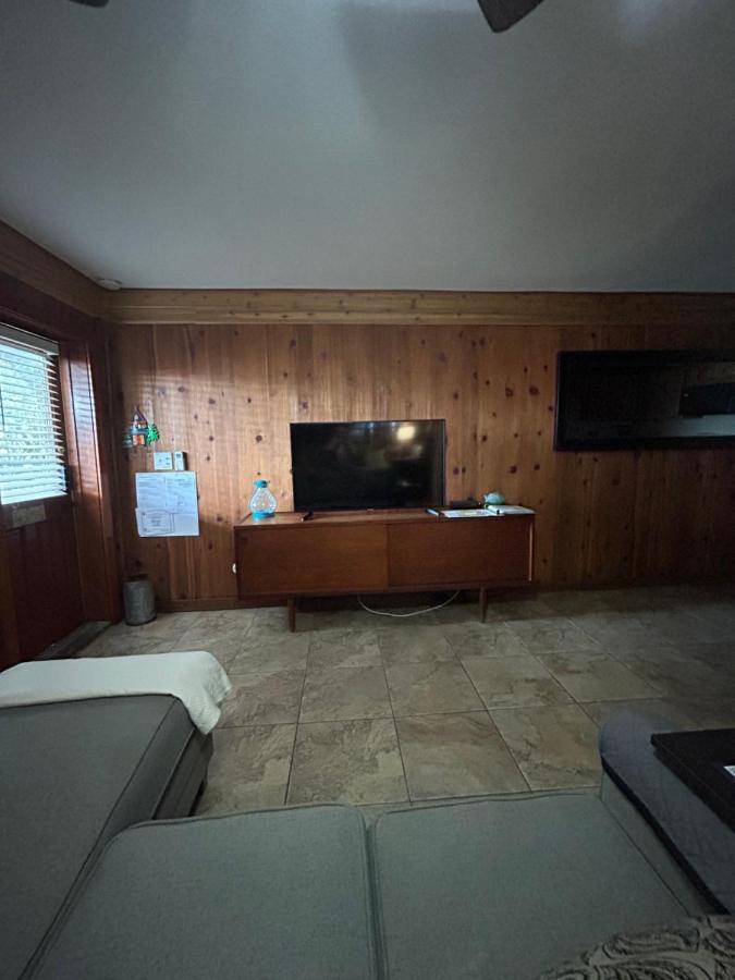 Ocean Breeze Bungalow Guest house