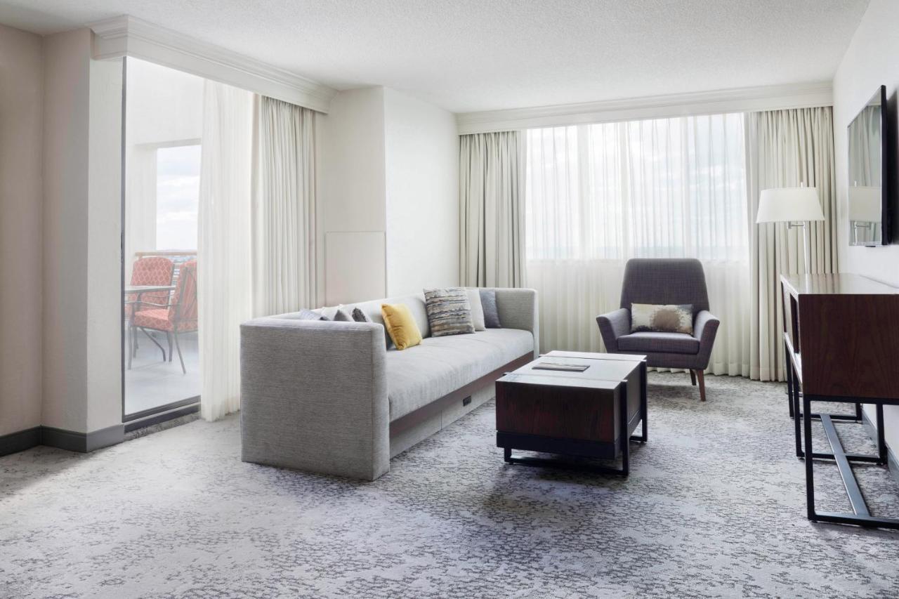 Lauderdale Marriott North Hotel 4*