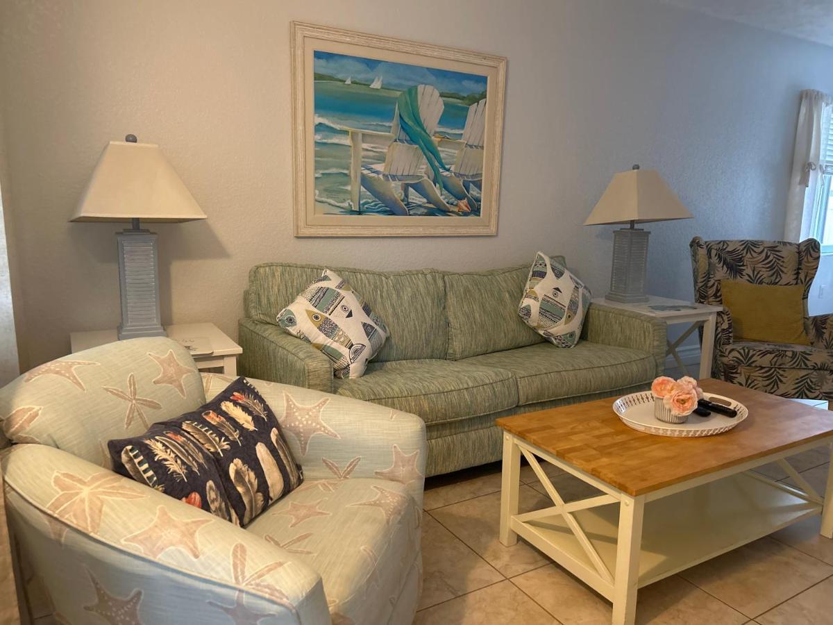 Villa An Island Getaway At Palm Tree Holmes Beach
