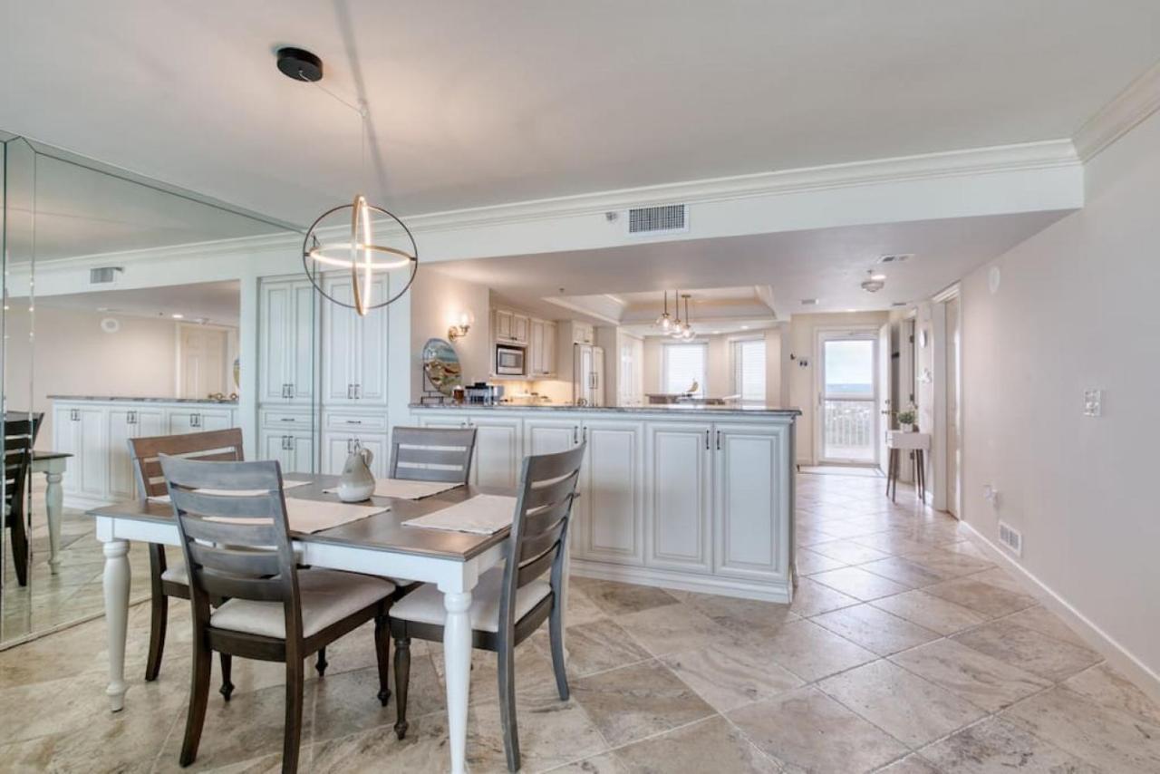 New Smyrna Beachfront Modern *