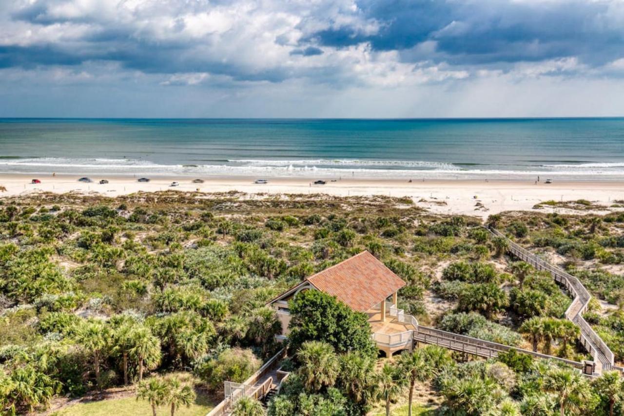 New Smyrna Beachfront Modern Holiday home New Smyrna Beach
