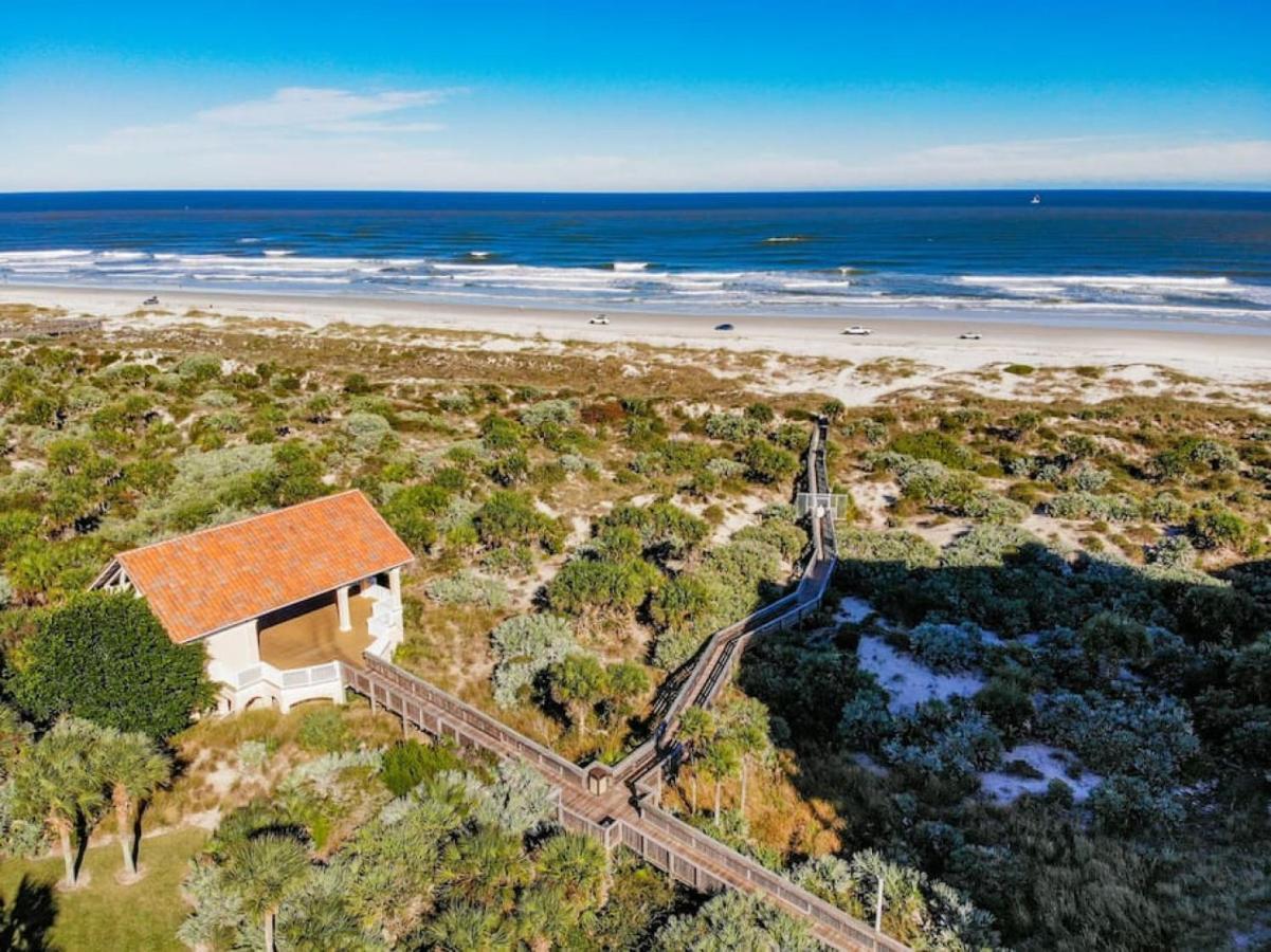 New Smyrna Beachfront Modern *