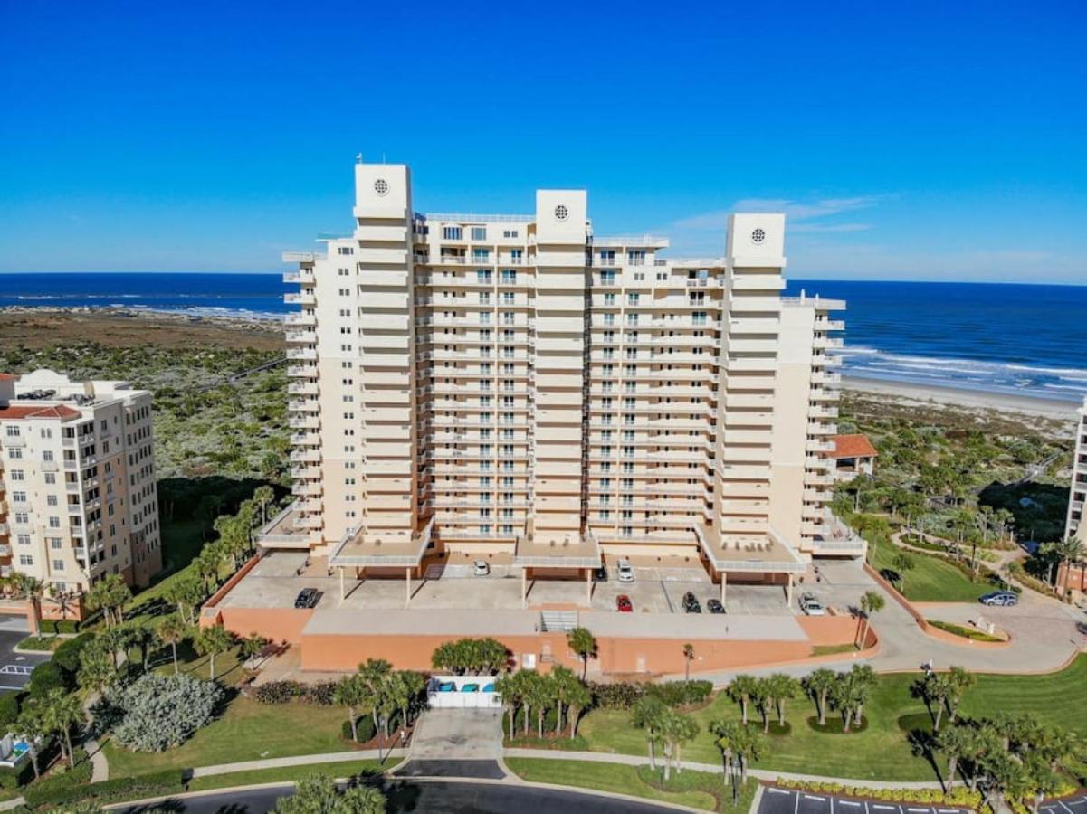 New Smyrna Beachfront Modern Holiday home *