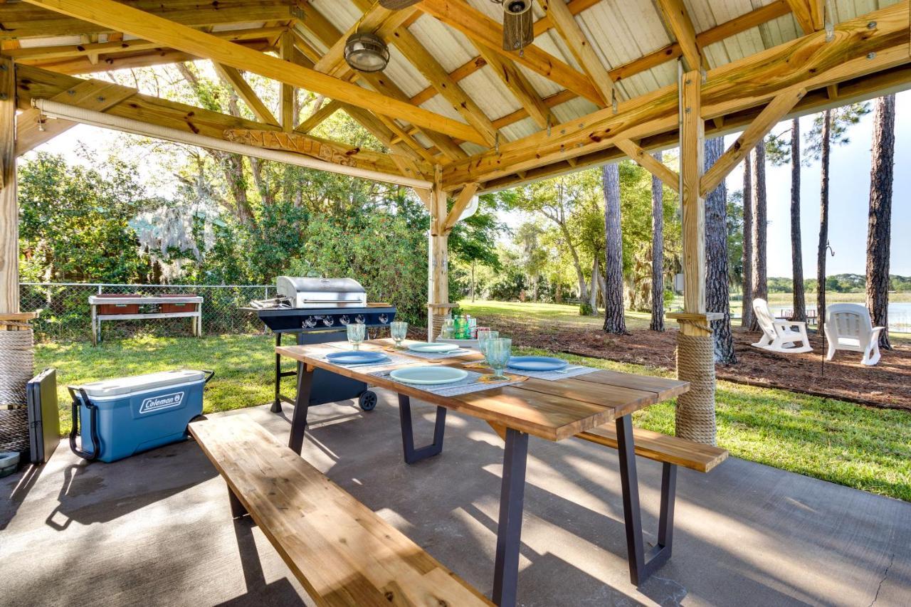 Lakefront With Deck, Patio And Dock!