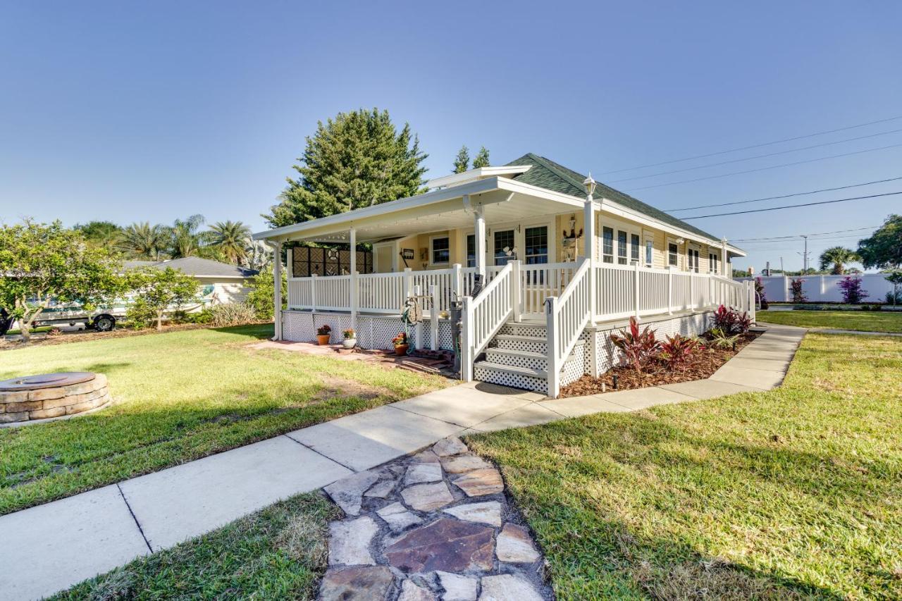 Lakefront With Deck, Patio And Dock! Holiday home *