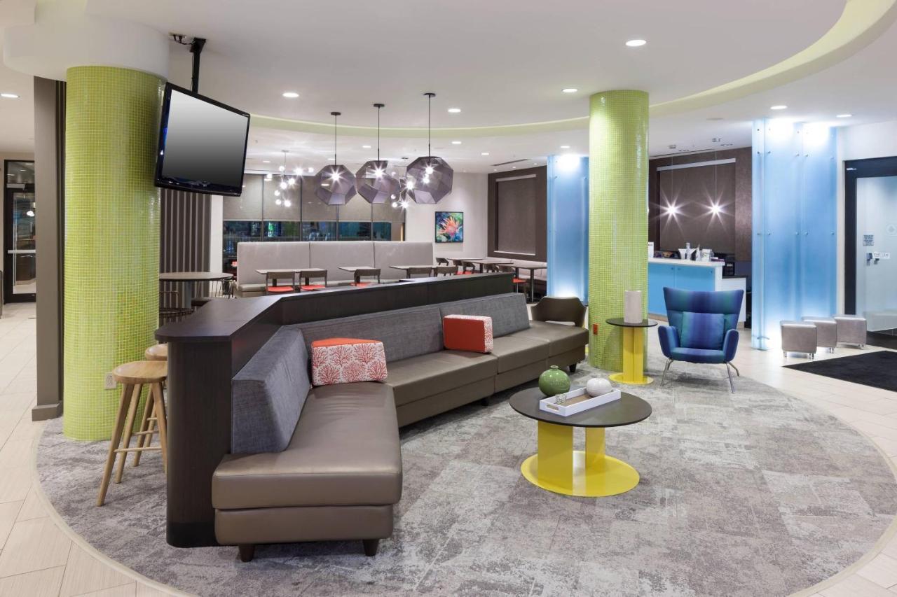 Springhill By Marriott Orlando At Seaworld Hotel 3*