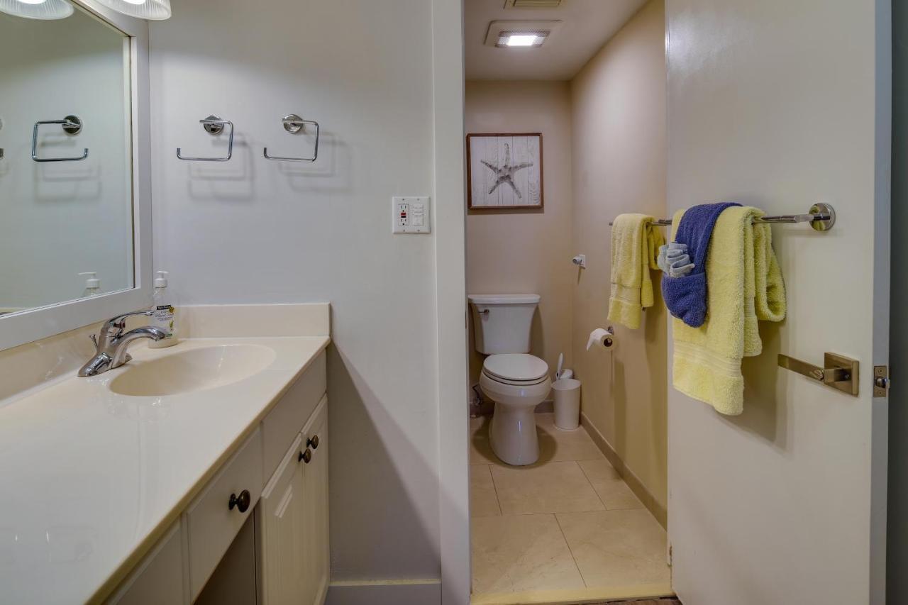 Sunny Ocean Village Community Pool Apartment Fort Pierce