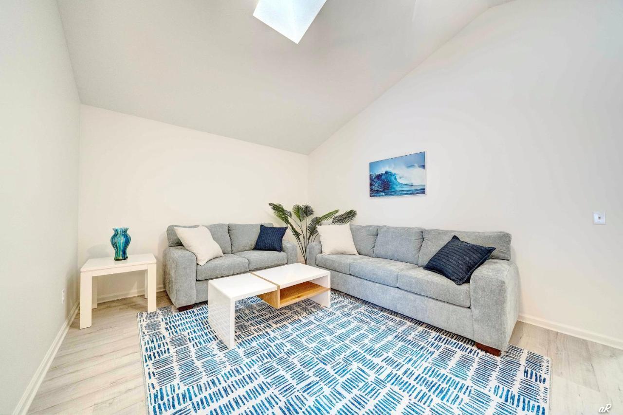 Lagoon 2623 By Nautical Holiday home
