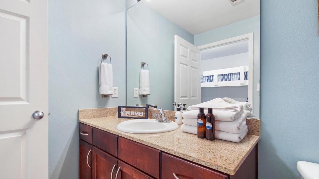 Seas The Day At Laketown Wharf #318 By Nautical Holiday home