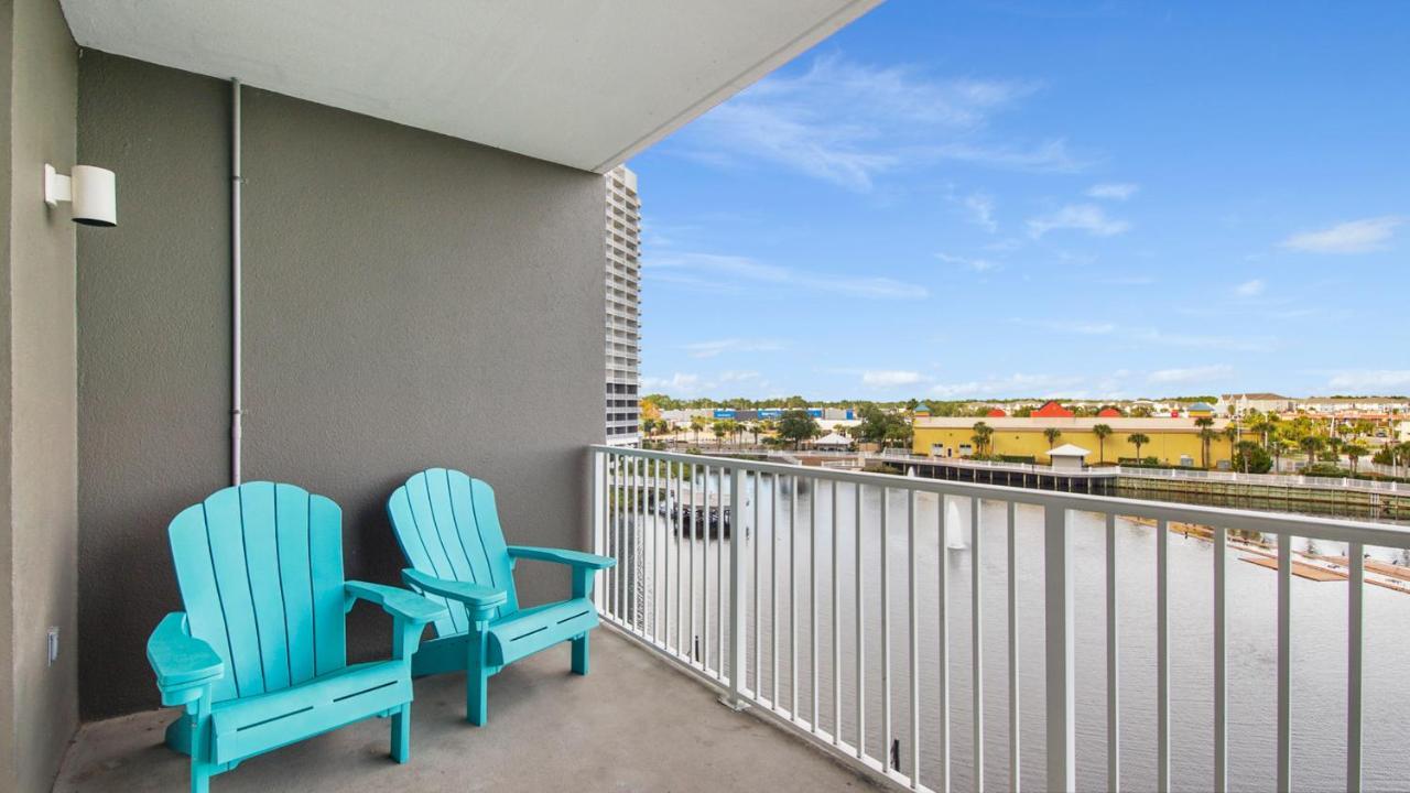 Seas The Day At Laketown Wharf #318 By Nautical Holiday home *