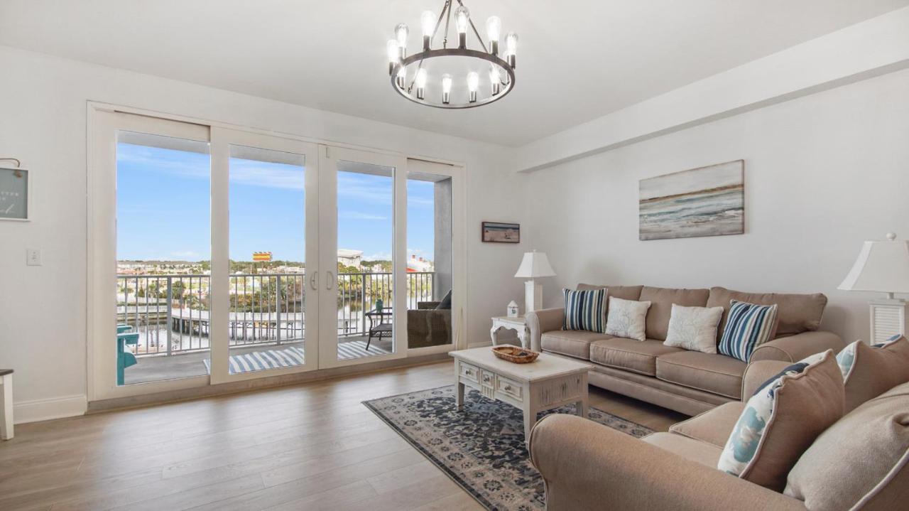 Holiday home Seas The Day At Laketown Wharf #318 By Nautical