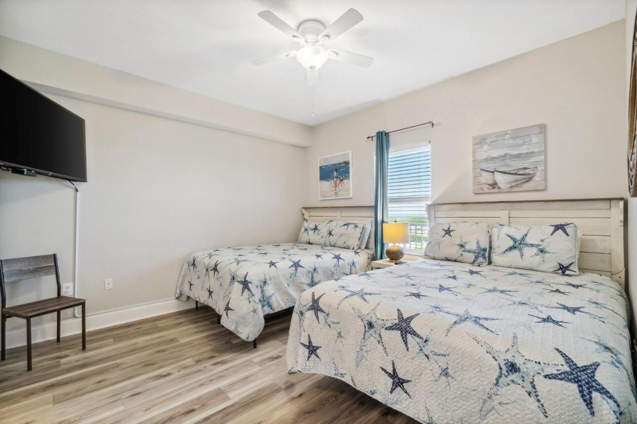 Blissful Sunset At Laketown Wharf #1312 By Nautical Holiday home *