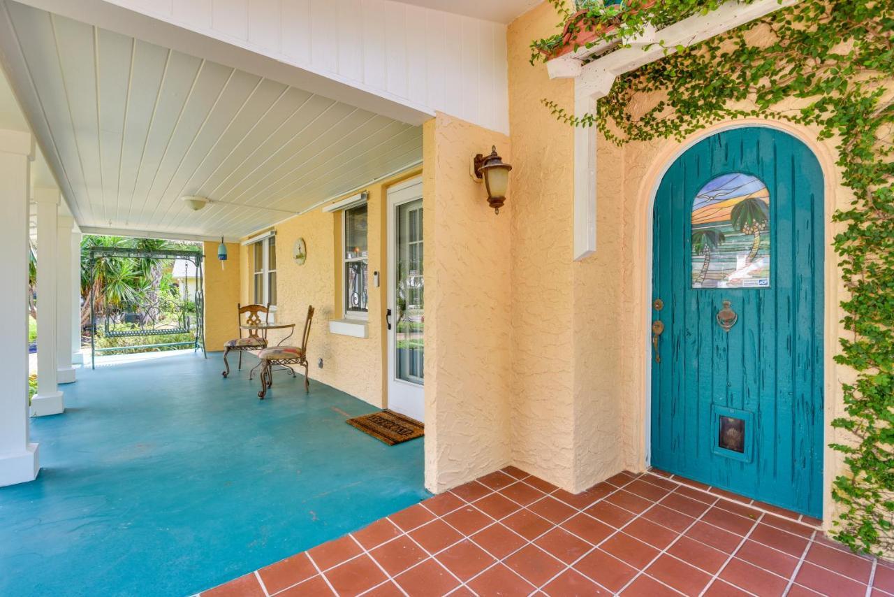 Vacation With Private Pool And Lanai! Holiday home