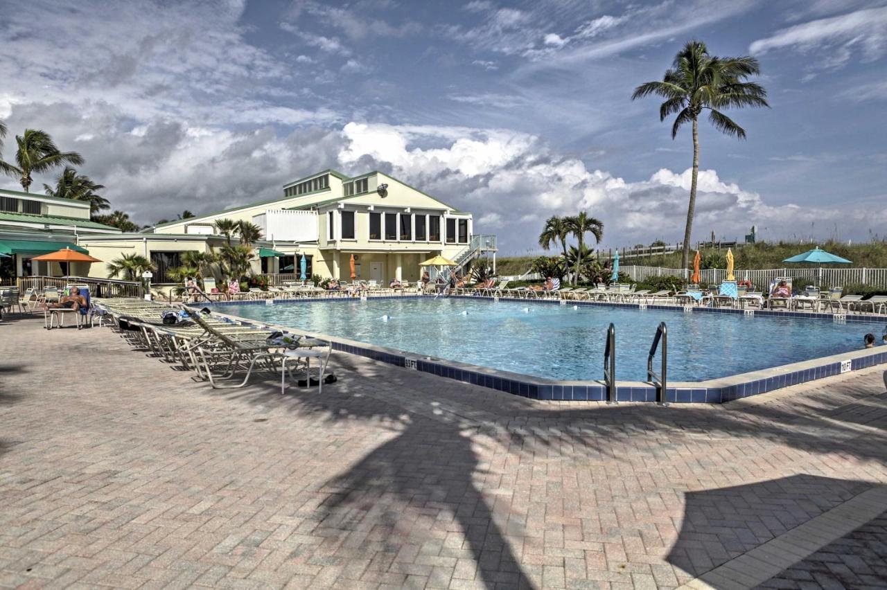Sunny Ocean Village Community Pool *