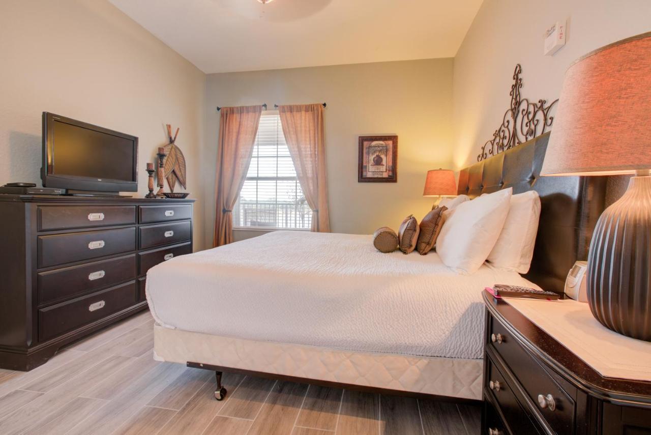 Lakeview Executive Penthouse * Orlando