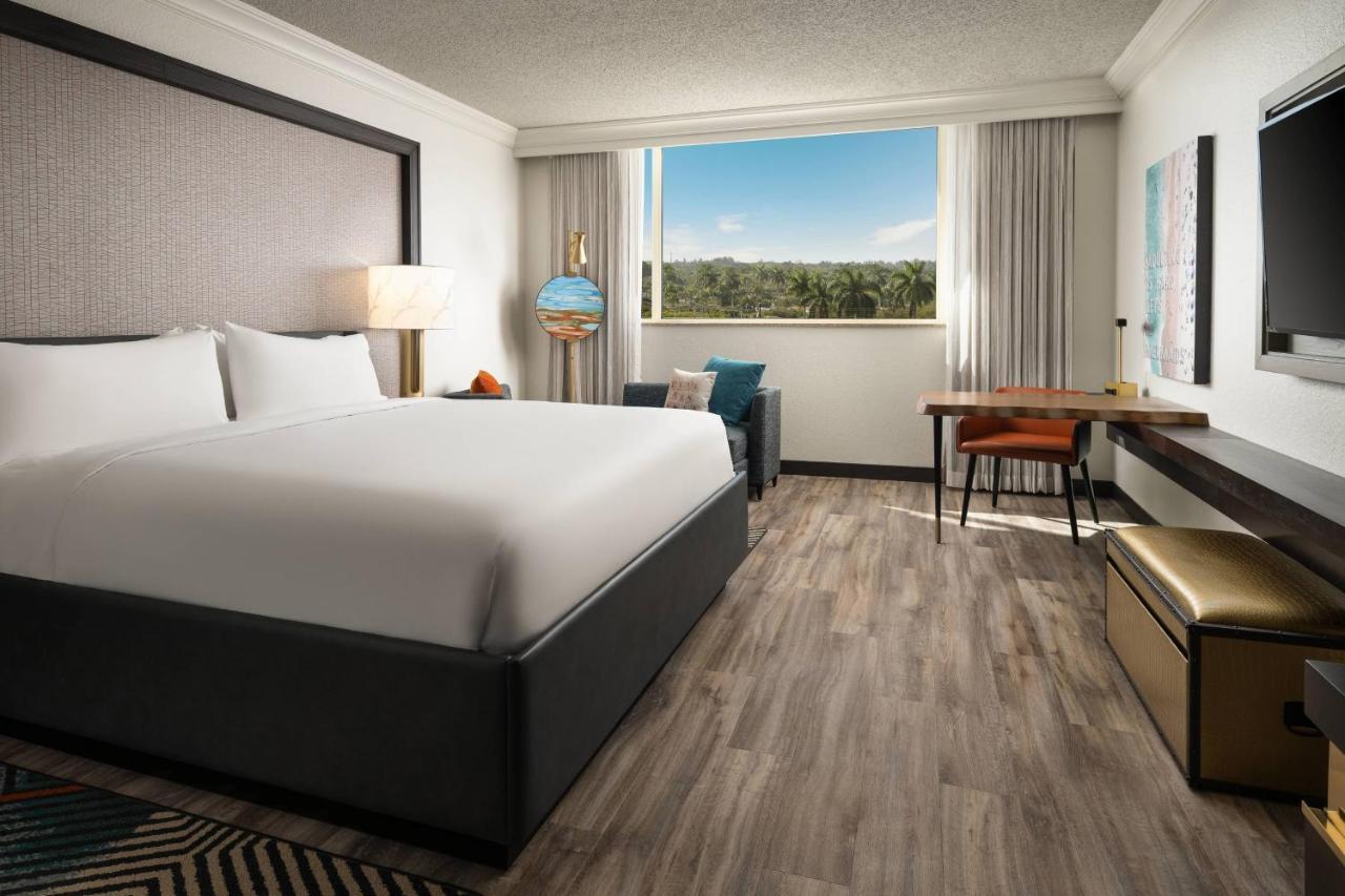 Hotel Renaissance Lauderdale West Plantation