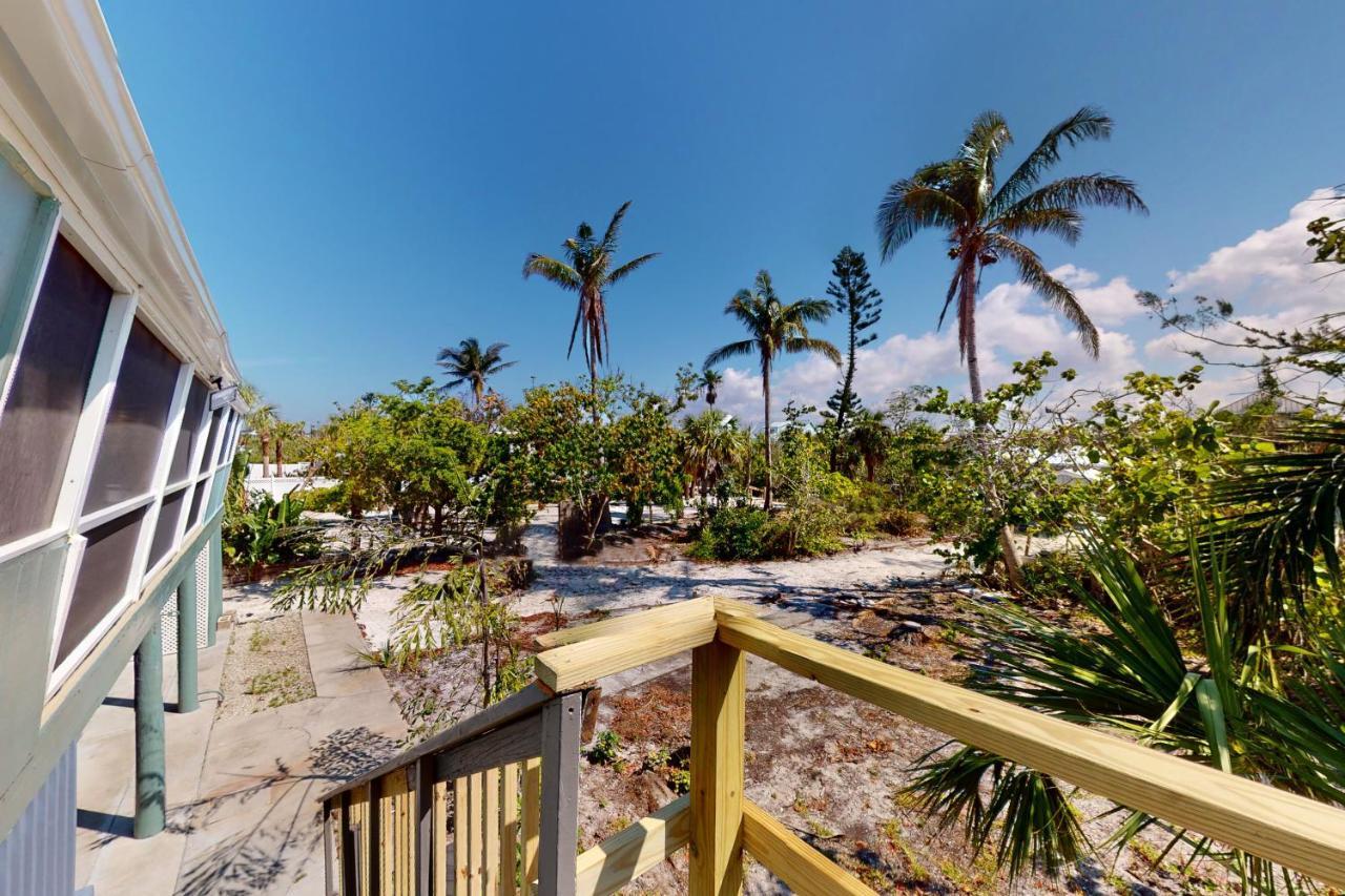 Coconut Grove * Placida