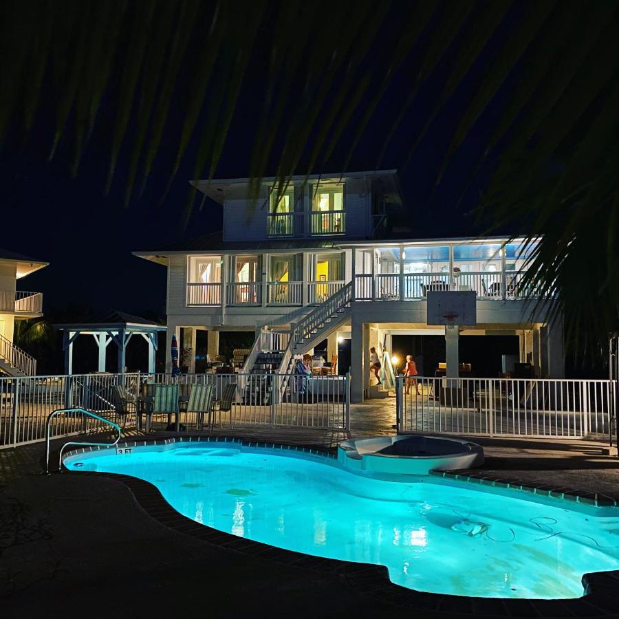 Ocean View With Pool, 4 Bedroom Near Key West Villa