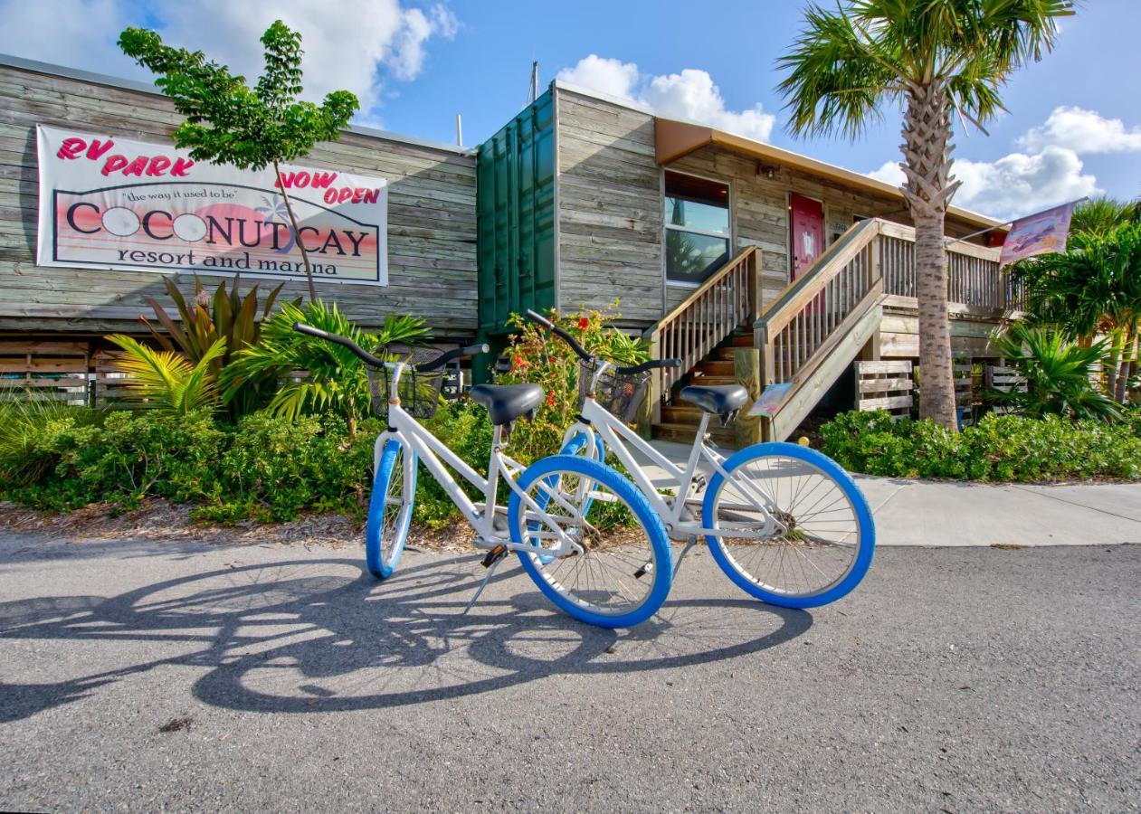 Hotel Aqua At Coconut Cay Rv And Marina *